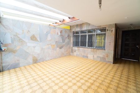 Garagem de casa para alugar com 3 quartos, 132m² em Parque Jabaquara, São Paulo