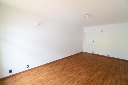 Sala de casa para alugar com 3 quartos, 132m² em Parque Jabaquara, São Paulo