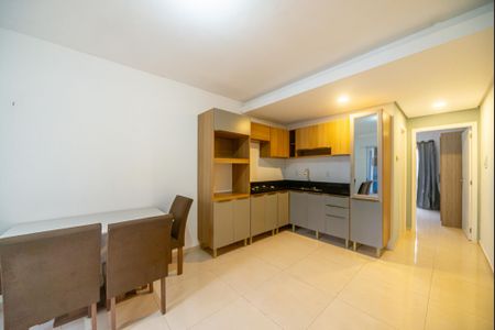 Sala/Cozinha de apartamento para alugar com 1 quarto, 40m² em Jardim Algarve, Viamão