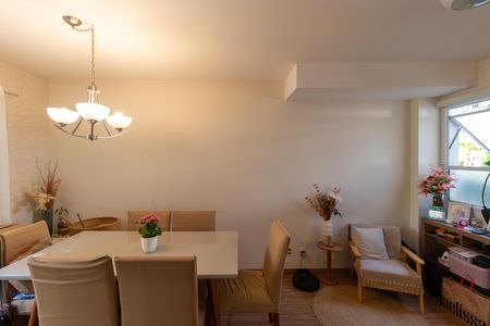 Casa de condomínio para alugar com 77m², 3 quartos e 2 vagas Casa de condomínio para alugar com 77m², 3 quartos e 2 vagasSalas