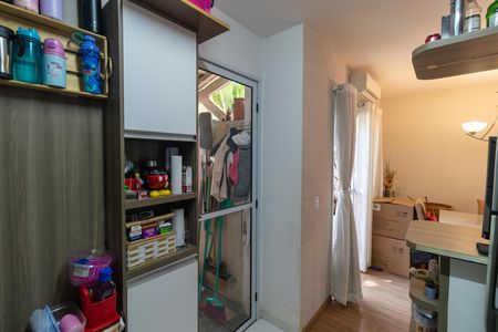 Casa de condomínio para alugar com 77m², 3 quartos e 2 vagas Casa de condomínio para alugar com 77m², 3 quartos e 2 vagasCozinha