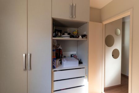 Quarto 02 de casa de condomínio para alugar com 3 quartos, 77m² em Parque Imperador, Campinas