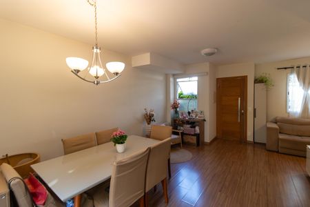 Casa de condomínio para alugar com 77m², 3 quartos e 2 vagas Casa de condomínio para alugar com 77m², 3 quartos e 2 vagasSalas