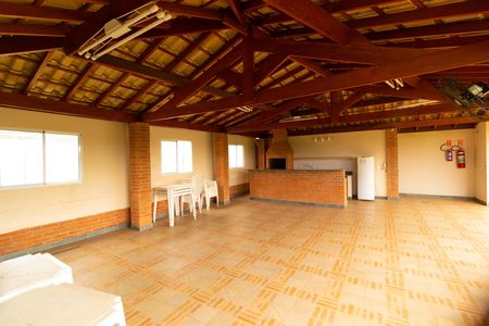 Casa de condomínio para alugar com 77m², 3 quartos e 2 vagas Casa de condomínio para alugar com 77m², 3 quartos e 2 vagasÁrea comum - Churrasqueira