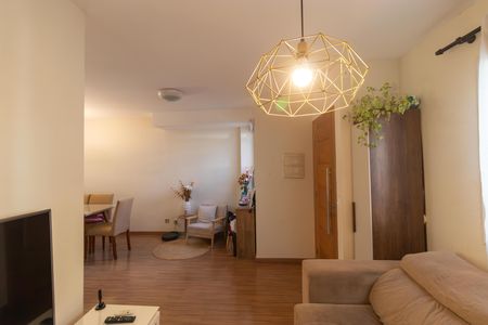 Casa de condomínio para alugar com 77m², 3 quartos e 2 vagas Casa de condomínio para alugar com 77m², 3 quartos e 2 vagasSalas