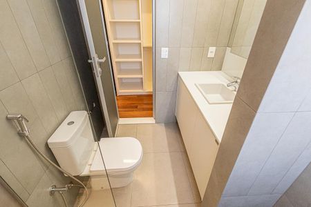 Apartamento à venda com 311m², 4 quartos e 4 vagas Apartamento à venda com 311m², 4 quartos e 4 vagassuite