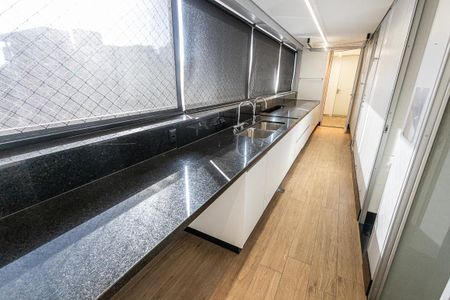 area de serviço de apartamento à venda com 4 quartos, 311m² em Lourdes, Belo Horizonte