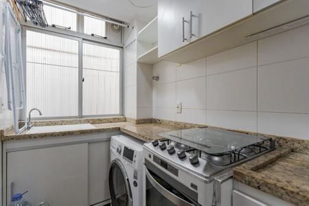 Apartamento à venda com 55m², 2 quartos e 2 vagas Apartamento à venda com 55m², 2 quartos e 2 vagasCozinha e Área de Serviço