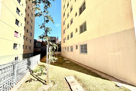 Fachada de apartamento para alugar com 2 quartos, 46m² em Jardim Lourdes, Ferraz de Vasconcelos
