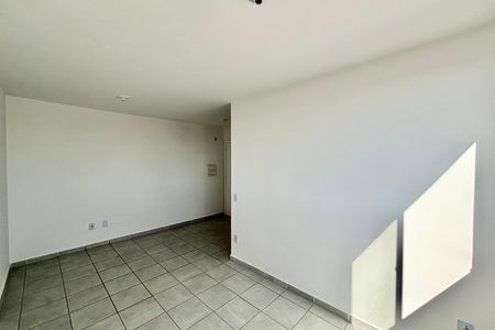 Sala de apartamento para alugar com 2 quartos, 46m² em Jardim Lourdes, Ferraz de Vasconcelos