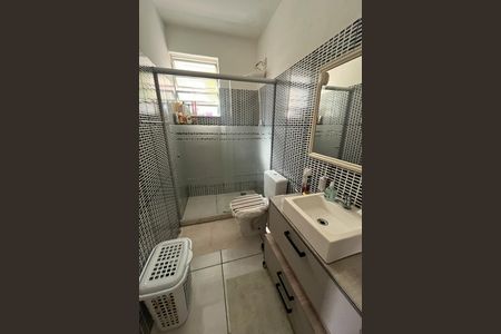 Apartamento à venda com 60m², 3 quartos e 1 vaga Apartamento à venda com 60m², 3 quartos e 1 vagaBanheiro