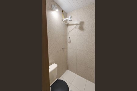 Banheiro de casa para alugar com 1 quarto, 36m² em Rocha, São Gonçalo