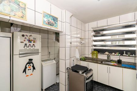 Apartamento à venda com 70m², 3 quartos e sem vaga Apartamento à venda com 70m², 3 quartos e sem vagaCozinha