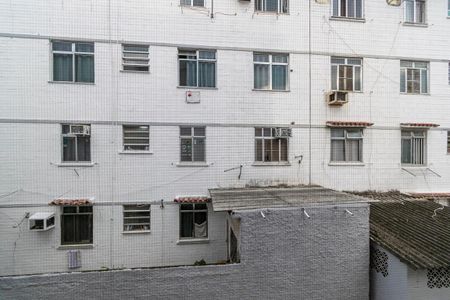 Apartamento à venda com 70m², 3 quartos e sem vaga Apartamento à venda com 70m², 3 quartos e sem vagaVista do Quarto 2
