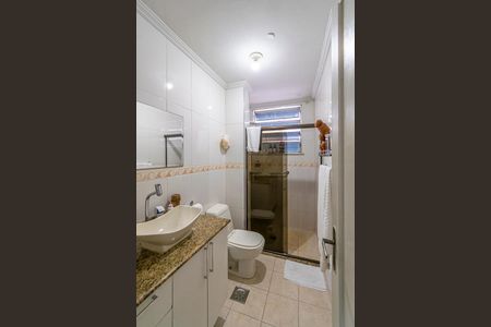 Banheiro de apartamento à venda com 3 quartos, 70m² em Vista Alegre, Rio de Janeiro