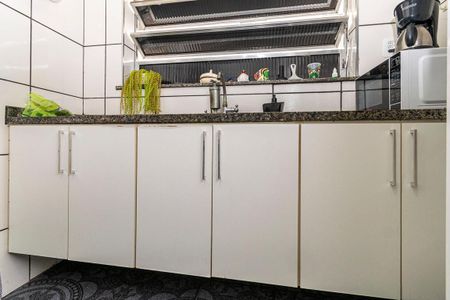 Cozinha - Armários de apartamento à venda com 3 quartos, 70m² em Vista Alegre, Rio de Janeiro