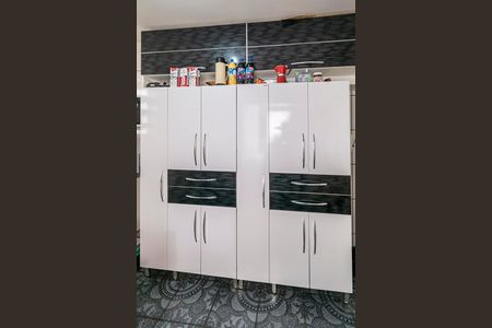 Apartamento à venda com 70m², 3 quartos e sem vaga Apartamento à venda com 70m², 3 quartos e sem vagaCozinha - Armários