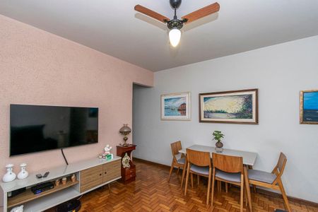 Apartamento à venda com 70m², 3 quartos e sem vaga Apartamento à venda com 70m², 3 quartos e sem vagaSala