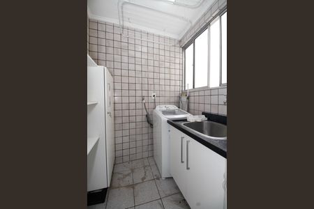 Área de Serviço de apartamento para alugar com 2 quartos, 64m² em Pinheiros, São Paulo
