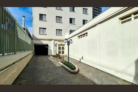 Entrada do Prédio de apartamento para alugar com 2 quartos, 64m² em Pinheiros, São Paulo