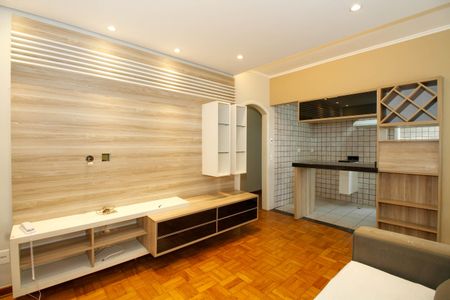 Sala de apartamento à venda com 2 quartos, 64m² em Pinheiros, São Paulo