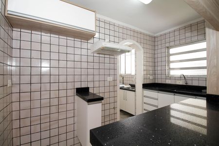 Cozinha de apartamento para alugar com 2 quartos, 64m² em Pinheiros, São Paulo