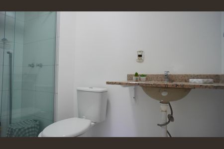 Apartamento à venda com 65m², 3 quartos e 1 vaga Apartamento à venda com 65m², 3 quartos e 1 vagaBanheiro 2 corredor