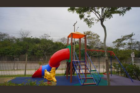 Apartamento à venda com 65m², 3 quartos e 1 vaga Apartamento à venda com 65m², 3 quartos e 1 vagaÁrea comum - Playground