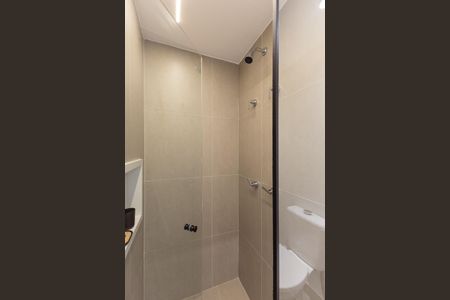 Banheiro de kitnet/studio para alugar com 1 quarto, 25m² em Vila Olímpia, São Paulo