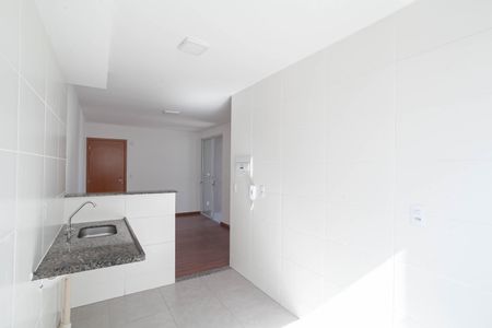 Apartamento à venda com 48m², 2 quartos e 1 vaga Apartamento à venda com 48m², 2 quartos e 1 vagaCozinha e Área de Serviço