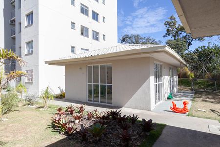 Apartamento à venda com 48m², 2 quartos e 1 vaga Apartamento à venda com 48m², 2 quartos e 1 vagaÁrea comum - Salão de festas