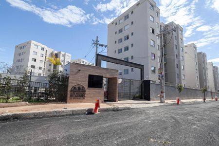 Apartamento à venda com 48m², 2 quartos e 1 vaga Apartamento à venda com 48m², 2 quartos e 1 vagaFachada