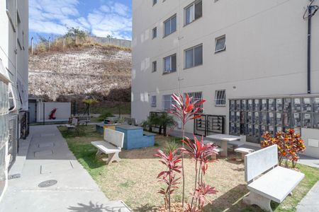 Apartamento à venda com 48m², 2 quartos e 1 vaga Apartamento à venda com 48m², 2 quartos e 1 vagaÁrea comum