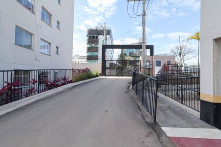 Apartamento à venda com 48m², 2 quartos e 1 vaga Apartamento à venda com 48m², 2 quartos e 1 vagaEntrada