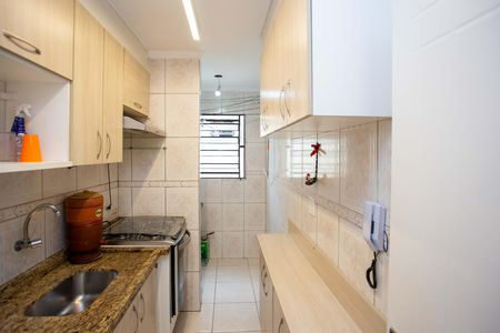 Cozinha de apartamento para alugar com 2 quartos, 42m² em Serraria, Diadema