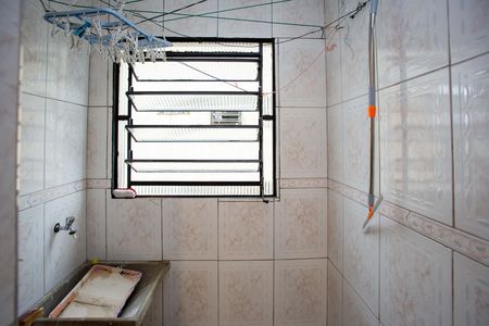 Área de Serviço de apartamento para alugar com 2 quartos, 42m² em Serraria, Diadema