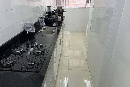 Apartamento para alugar com 93m², 2 quartos e sem vagaCozinha e Área de Serviço
