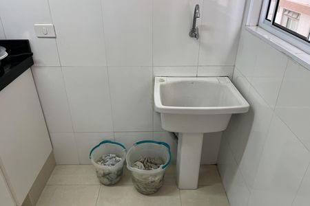 Apartamento para alugar com 93m², 2 quartos e sem vagaCozinha e Área de Serviço