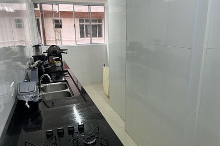 Apartamento para alugar com 93m², 2 quartos e sem vagaCozinha e Área de Serviço