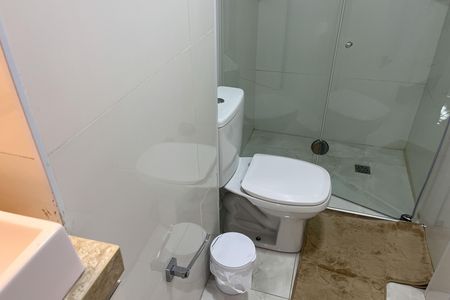 Apartamento para alugar com 93m², 2 quartos e sem vagaBanheiro