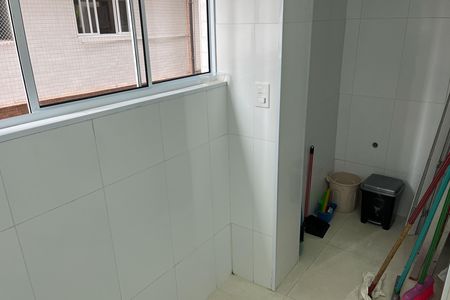 Apartamento para alugar com 93m², 2 quartos e sem vagaCozinha e Área de Serviço