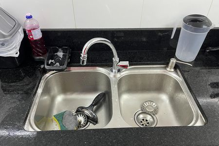 Apartamento para alugar com 93m², 2 quartos e sem vagaCozinha e Área de Serviço