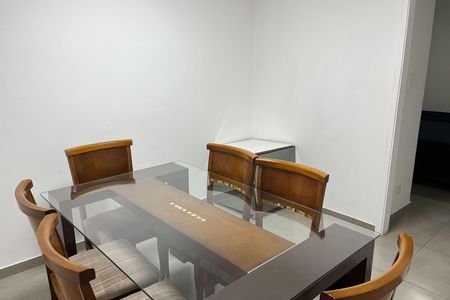 Apartamento para alugar com 93m², 2 quartos e sem vagaSala de Jantar