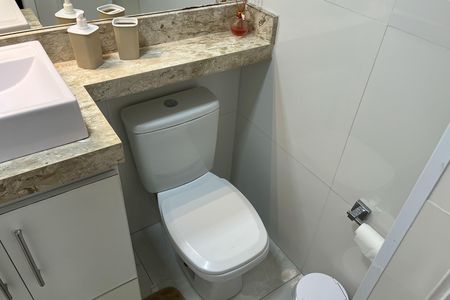 Apartamento para alugar com 93m², 2 quartos e sem vagaBanheiro da Suíte