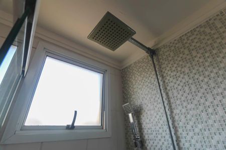 Banheiro da Suíte de apartamento para alugar com 2 quartos, 64m² em Parque São Lucas, São Paulo