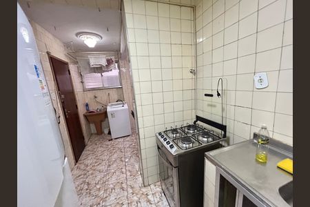 Apartamento para alugar com 73m², 2 quartos e 1 vagaCozinha