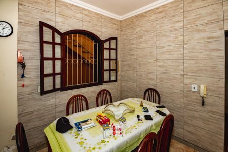 Casa à venda com 6 quartos, 300m² em Renascença, Belo Horizonte