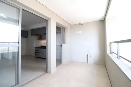 Varanda de apartamento para alugar com 2 quartos, 96m² em Gávea, Uberlândia