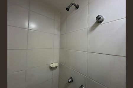 Apartamento à venda com 51m², 2 quartos e 1 vagaBanheiro Social