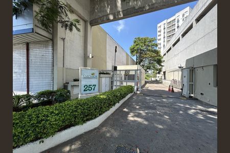 Apartamento à venda com 51m², 2 quartos e 1 vagaPortaria